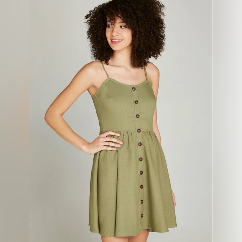 APRICOT Green Buttoned Midi Sundress